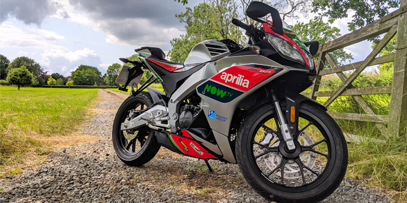 Aprilia RS 125 GP Replica field